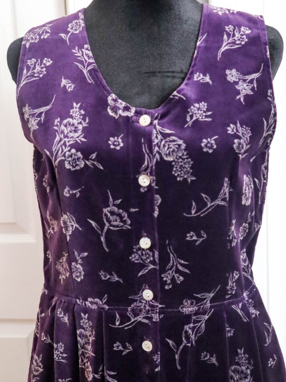 Vtg Smith & Hawken Sleeveless Floral Jumper Dress Purple Velvet Sz S 30" Waist - Picture 3 of 8